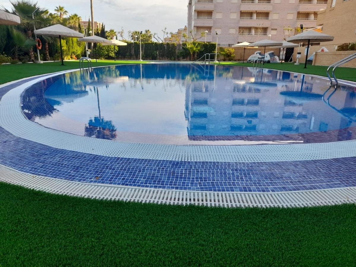 Acv - Neptuno-2ª Linea Planta 6 Norte أوروبيسا ذيل مار المظهر الخارجي الصورة