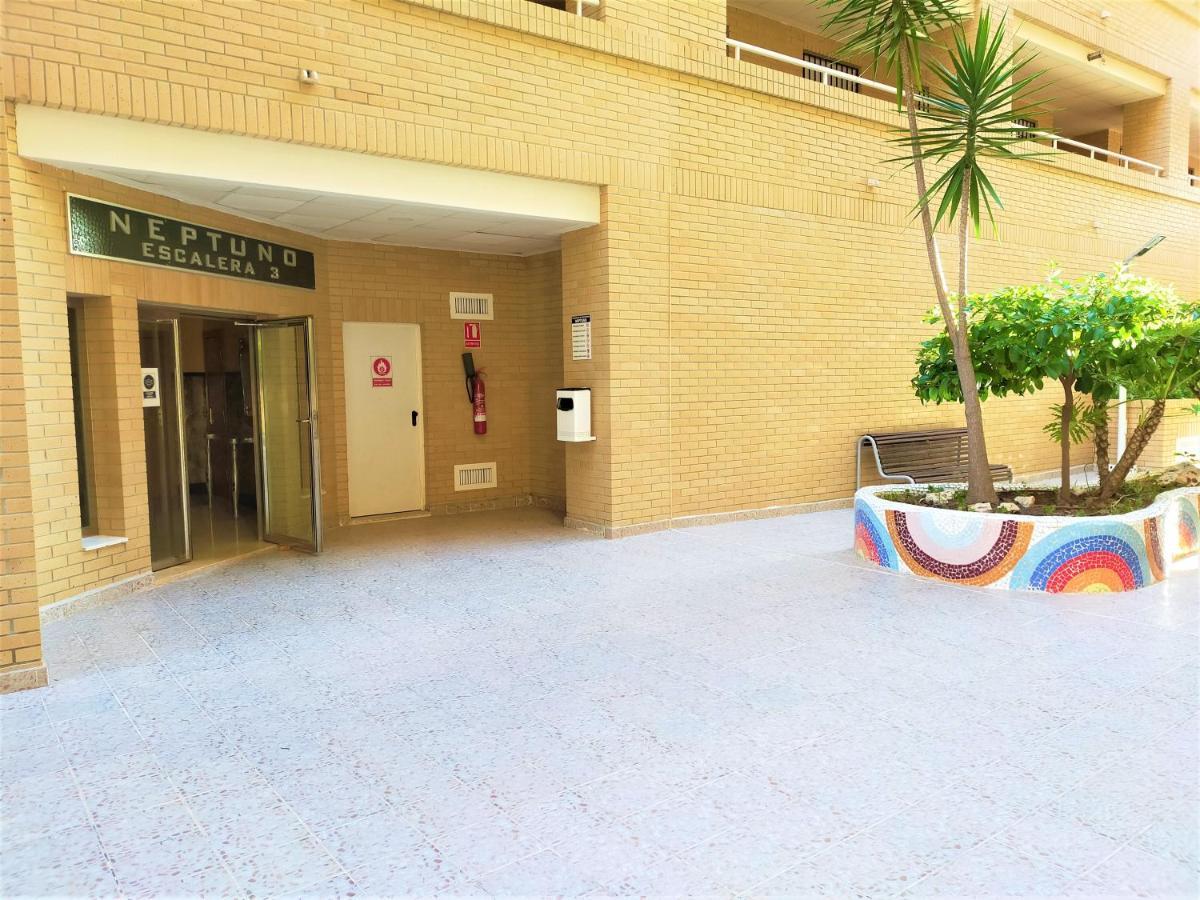 Acv - Neptuno-2ª Linea Planta 6 Norte أوروبيسا ذيل مار المظهر الخارجي الصورة